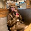 Женская куртка из искусственной замши Summer House 2026 с отделкой из искусственного овчины, кофейный цвет — видео